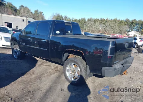 2011 GMC Sierra 2500Hd Denali from USA, damaged, VIN 1GT125C84BF142753